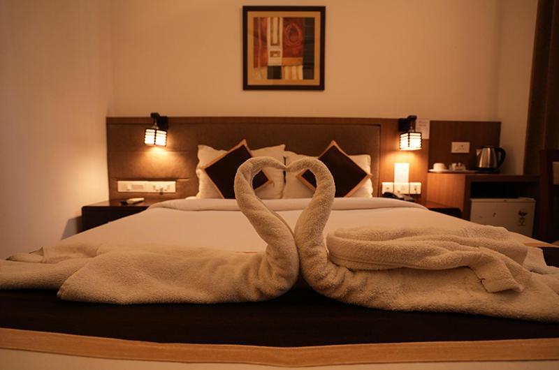 Hotel De Grand Kozhikode Esterno foto